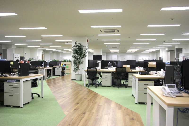 東京グローバルオフィス ワークステーション