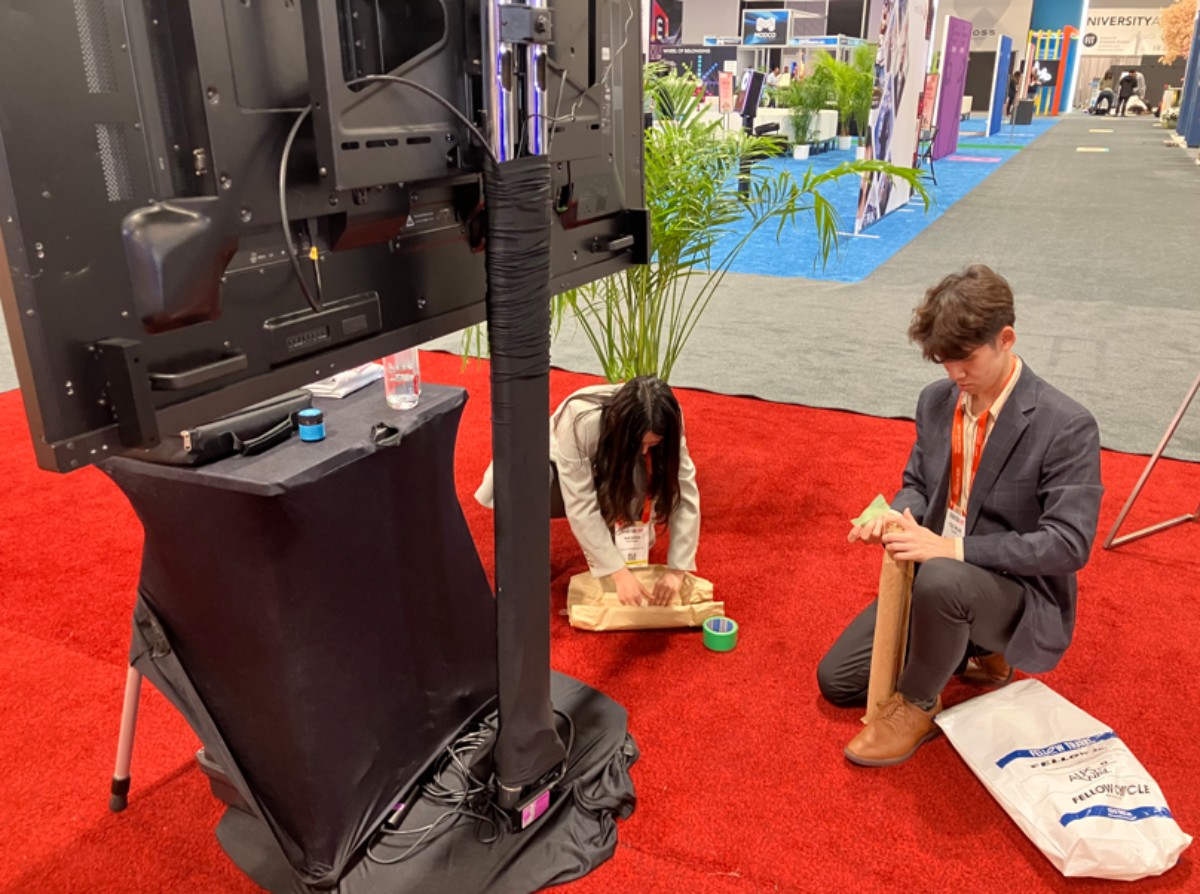 フロリダへ！若手社員だけのExhibitor LIVE2026参加。